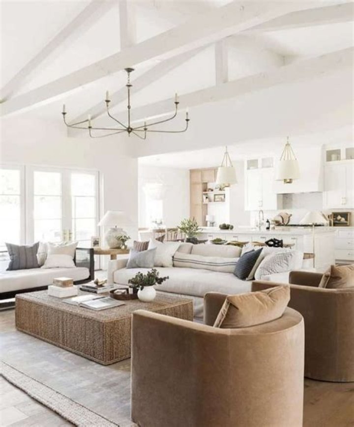 Can you paint over a coffee table?