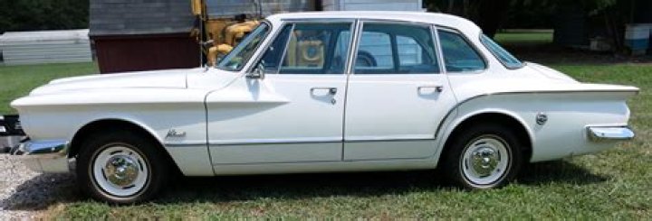Did the valiant have a push button transmission?
