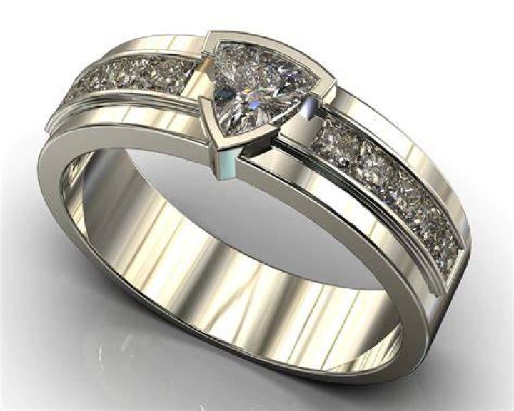 Do guys get diamond wedding rings?
