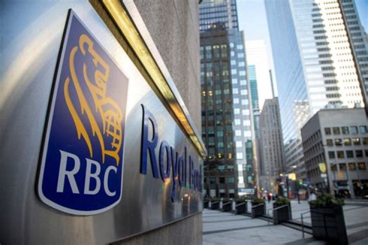 Does RBC have stock brokers?
