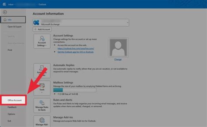How do I logout a user on a Mac?