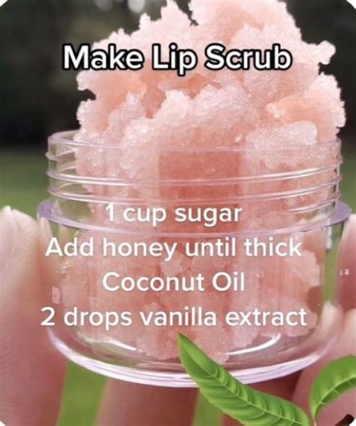 How do you make shea butter lip scrub?