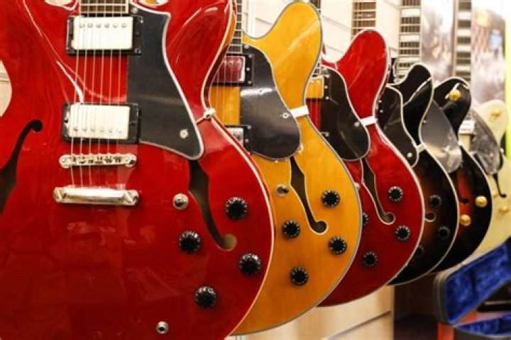 What guitar strings did Chet Atkins use?