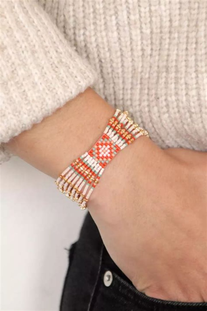 What is a Miyuki bracelet?