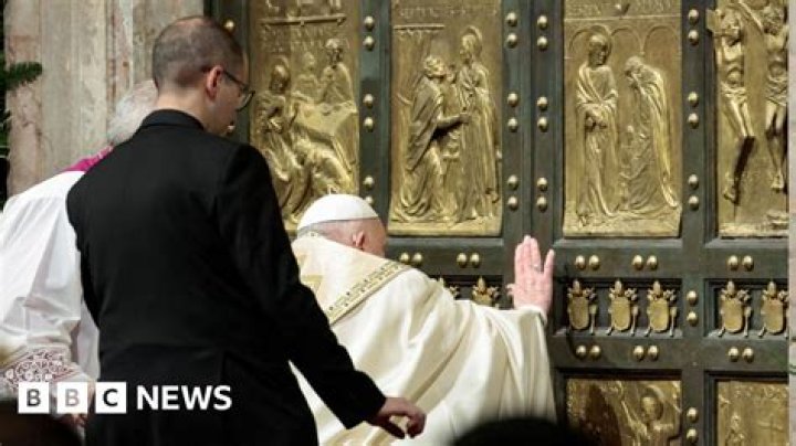 What time is the Vatican open?